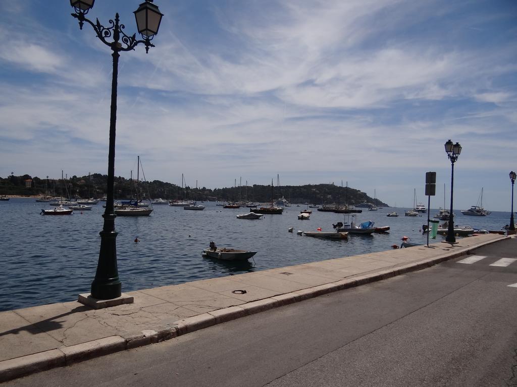 Les Pieds Dans La Mer Best Place ヴィルフランシュ・シュル・メール エクステリア 写真